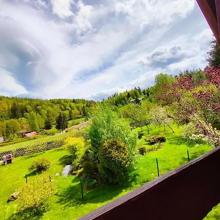 Zacisze Pod śmielcem Dom wakacyjny *