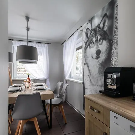 Zacisze Pod Smielcem Ferienhaus *